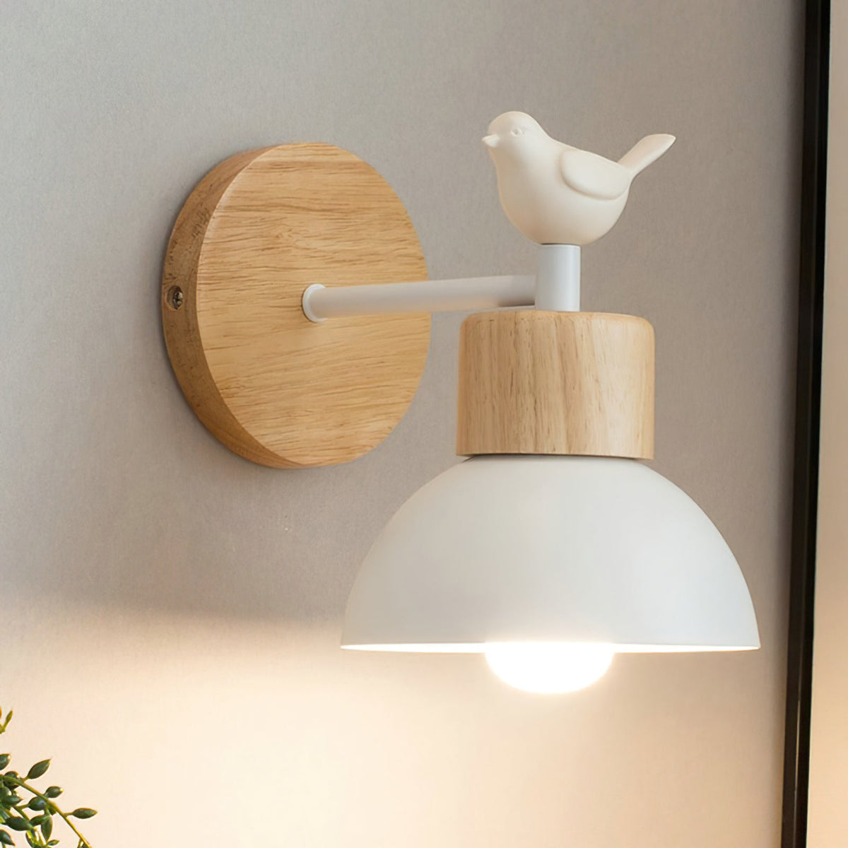 Avenerella Bird Wall Lamp