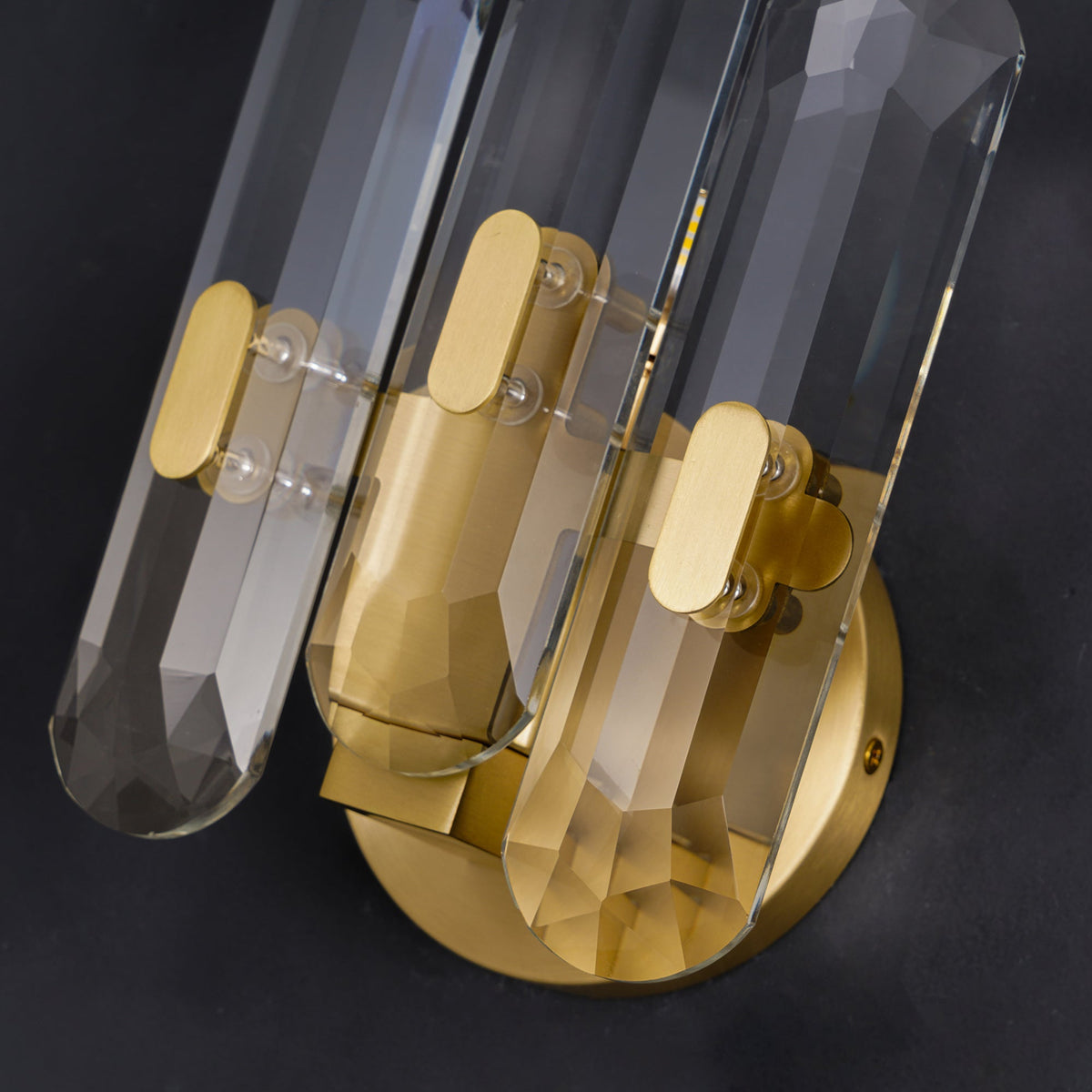 Gevon Postmodern Luxury Crystal Sconce Wall Lamp