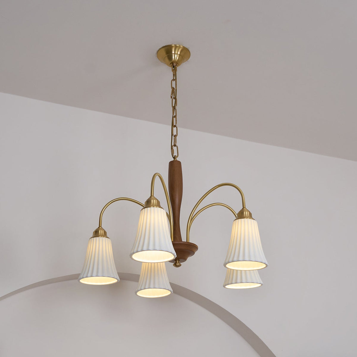 Conia Chandelier