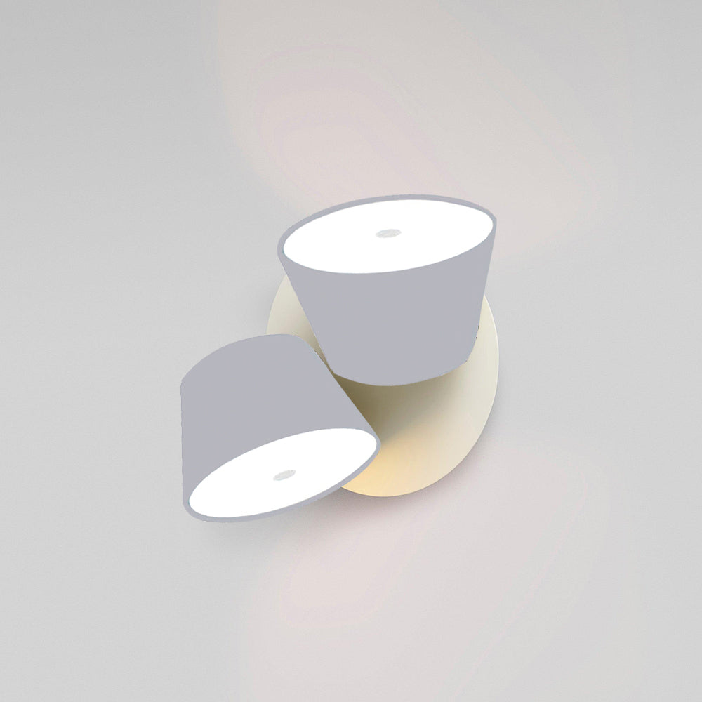 Fivra Wall Lamp