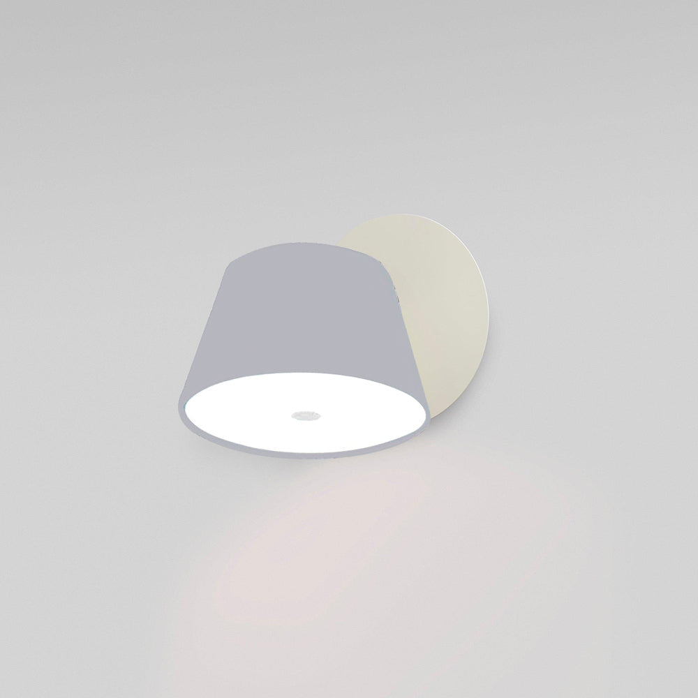 Fivra Wall Lamp