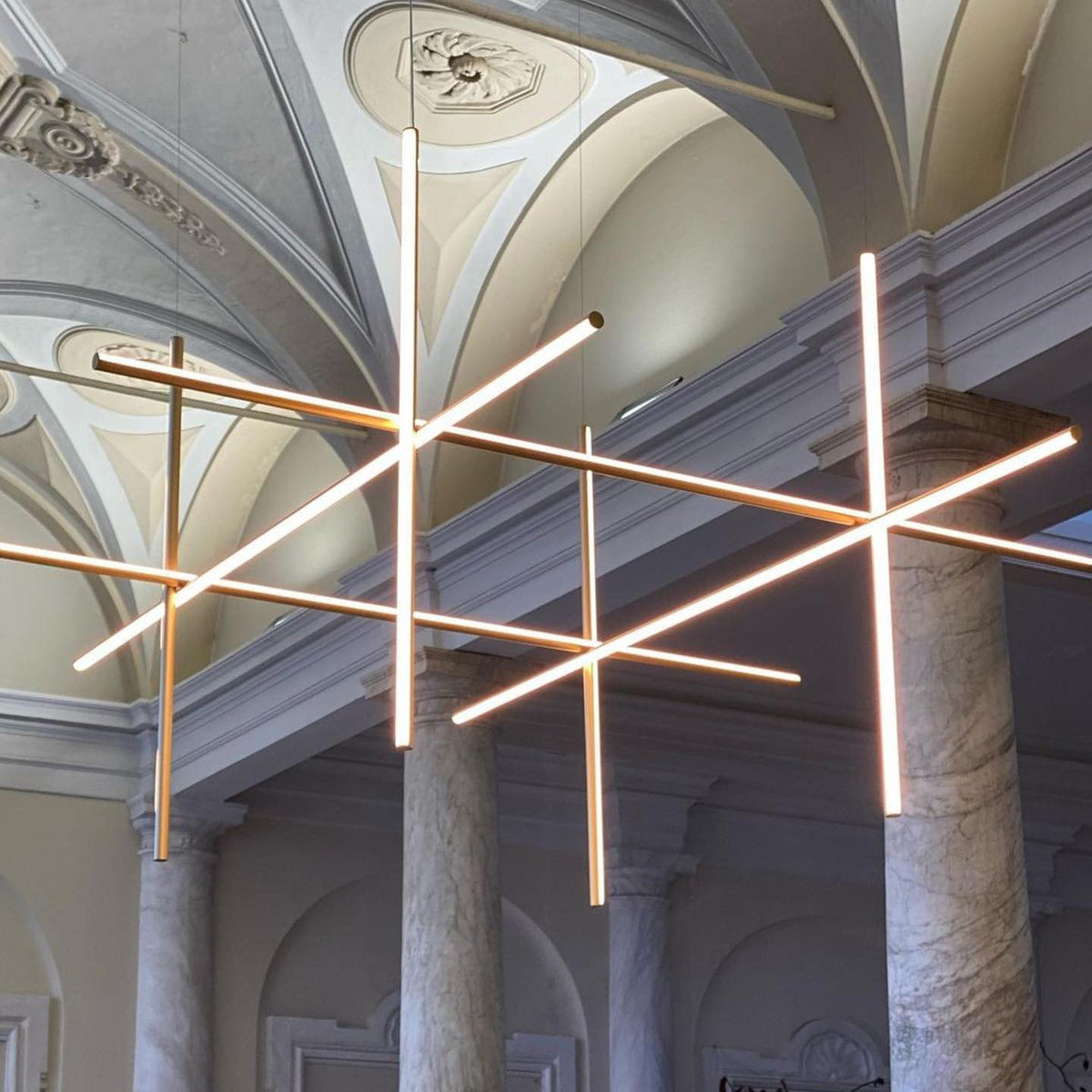 Breeze Chandelier