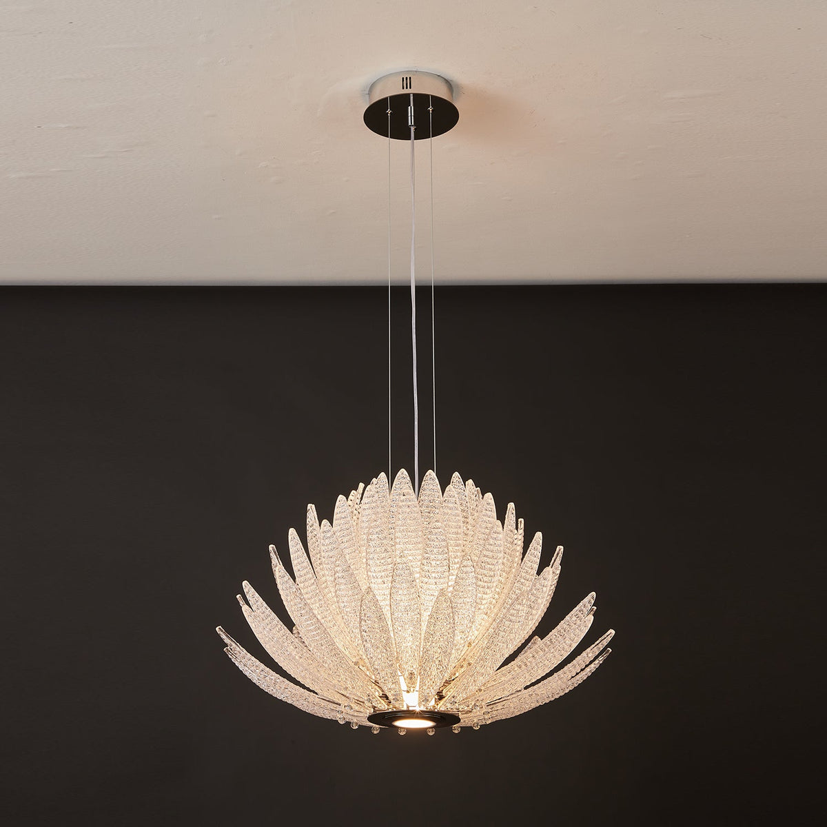 Chrysant Chandelier