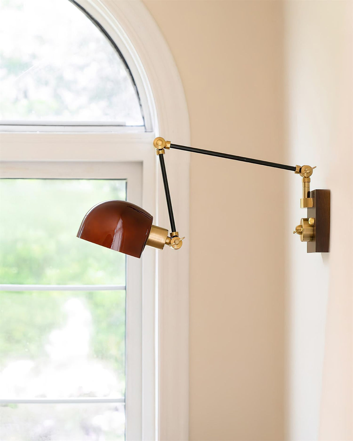 Rynette Wall Lamp