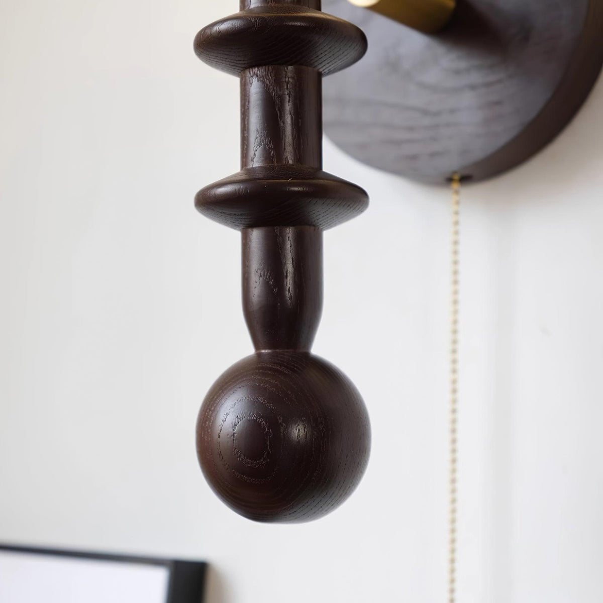 Velno Wall Lamp