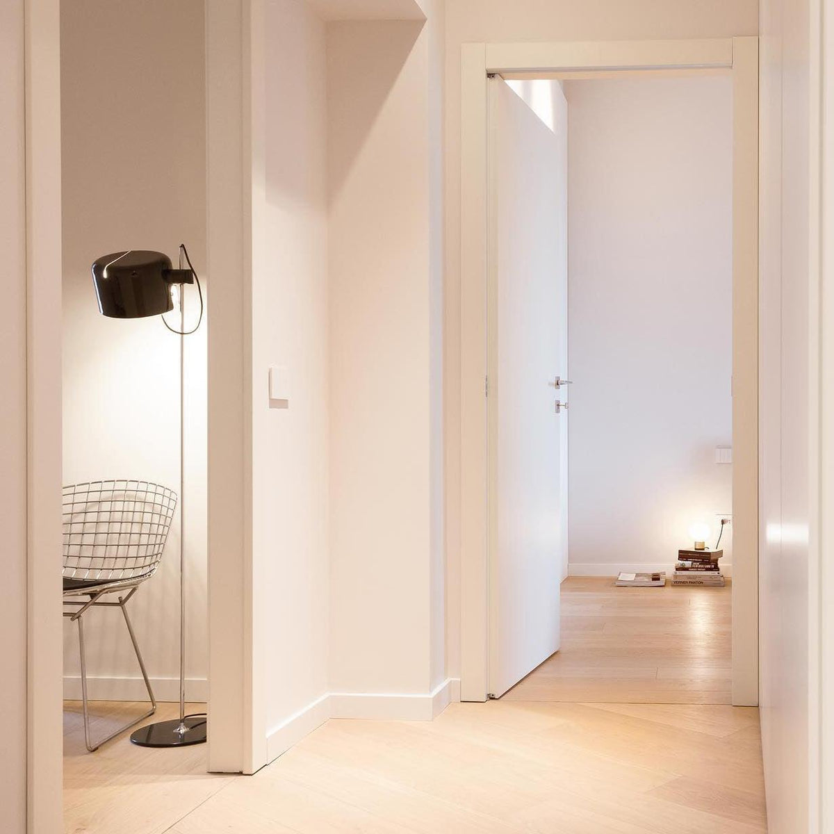 Norisielle Floor Lamp