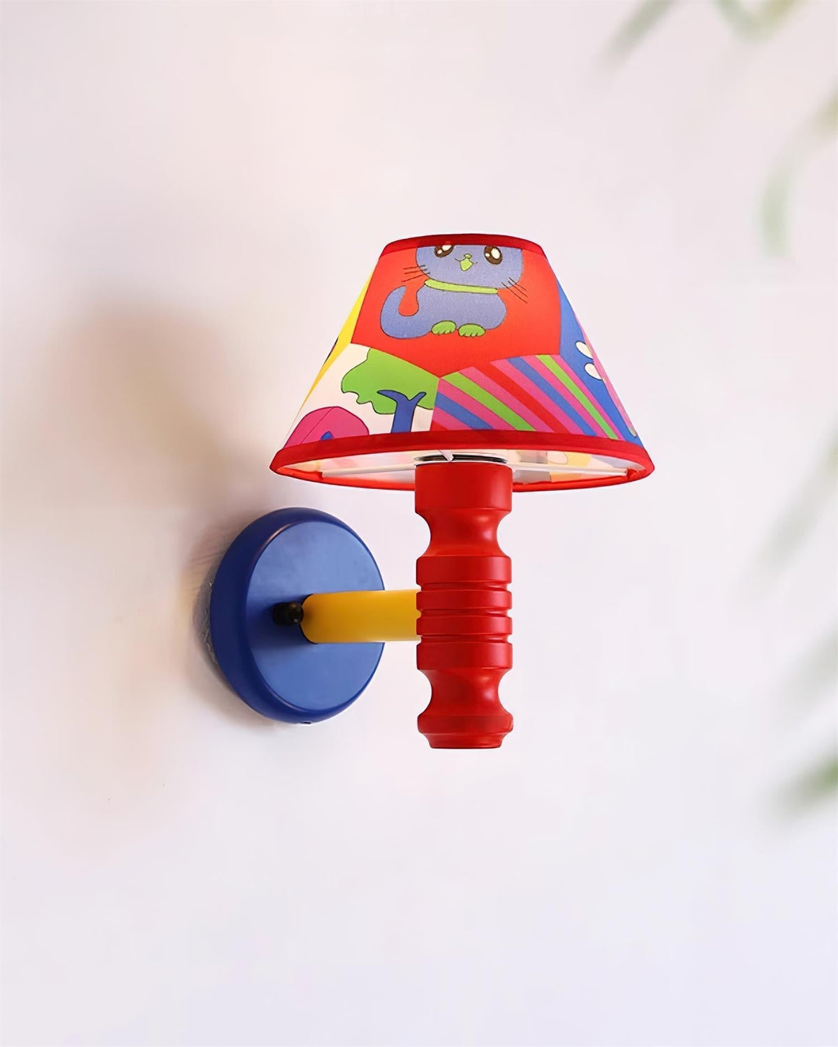 Kaler Wall Lamp