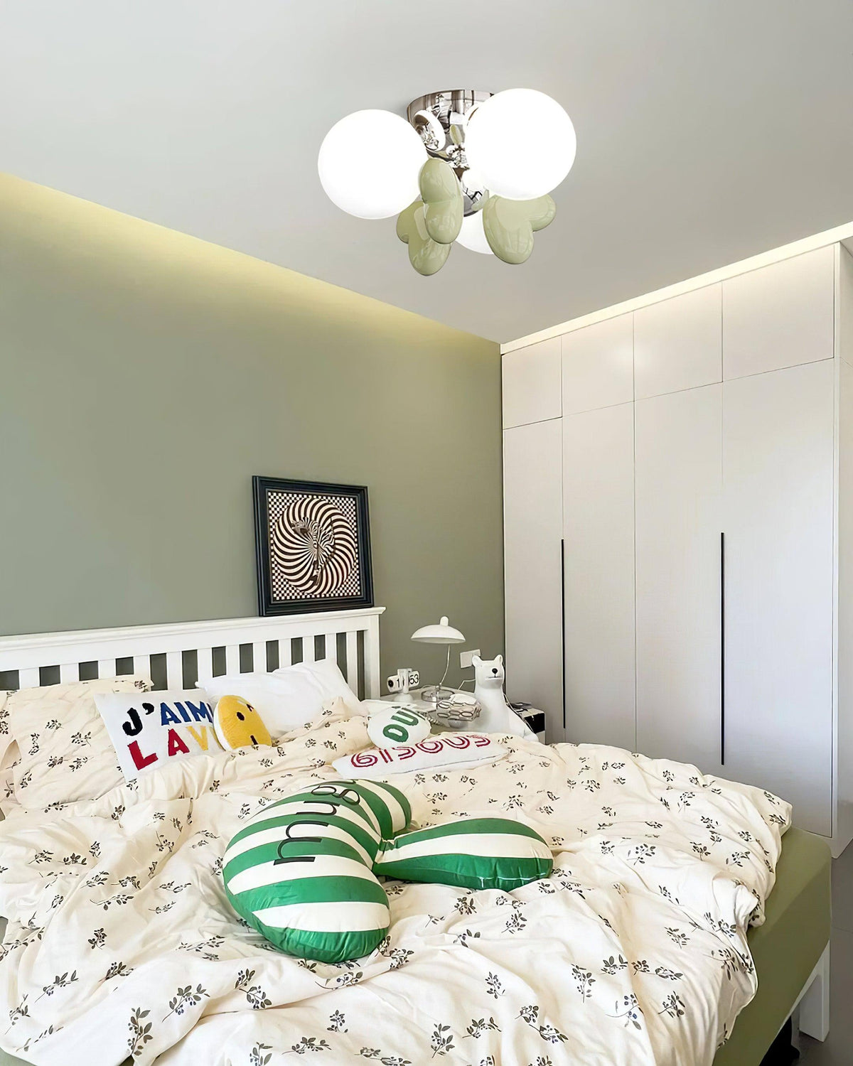 Amelisse Ceiling Light