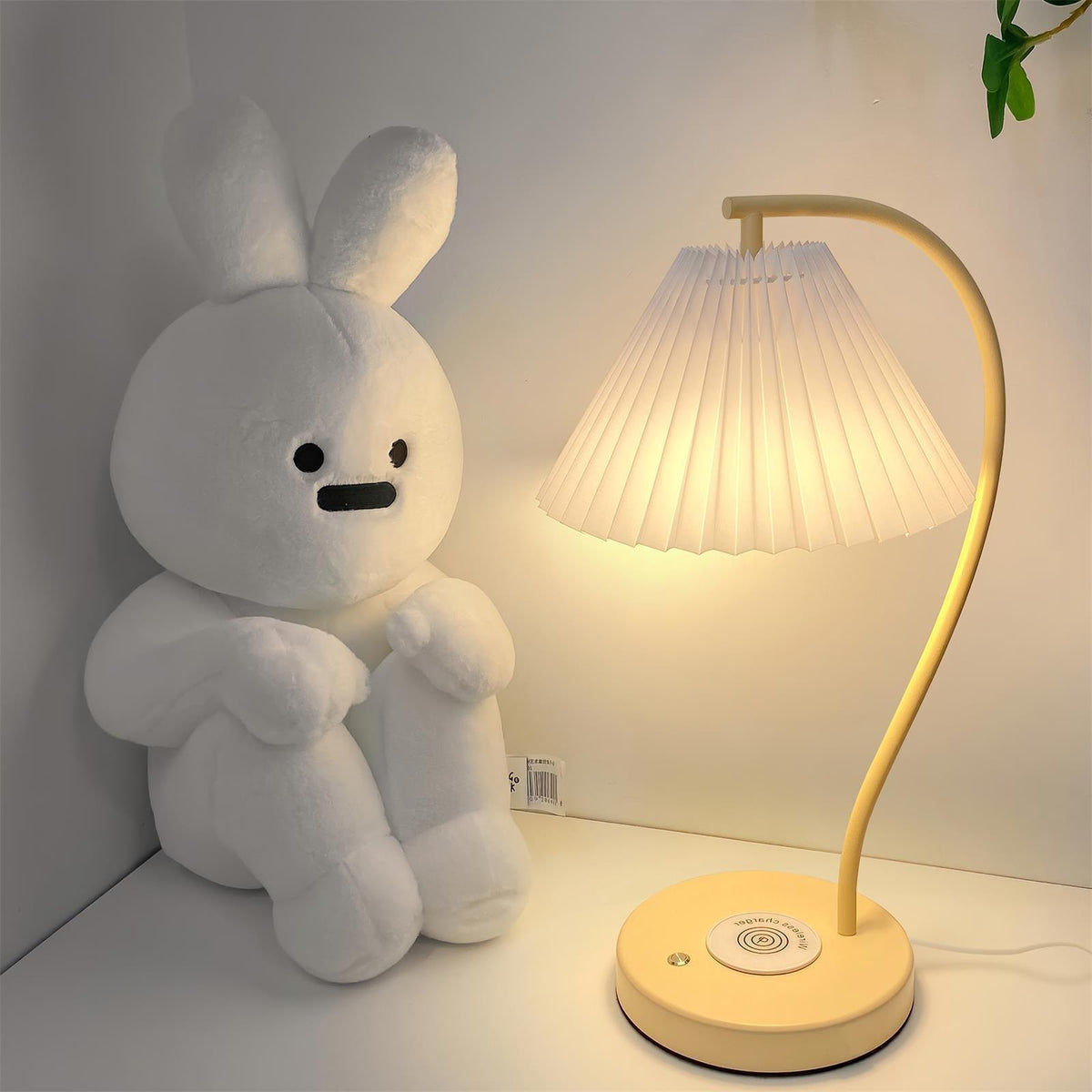 Breezie Table Lamp
