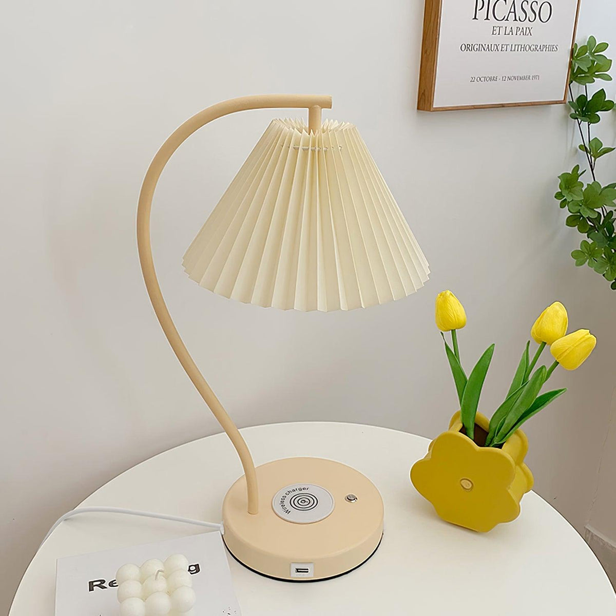 Breezie Table Lamp