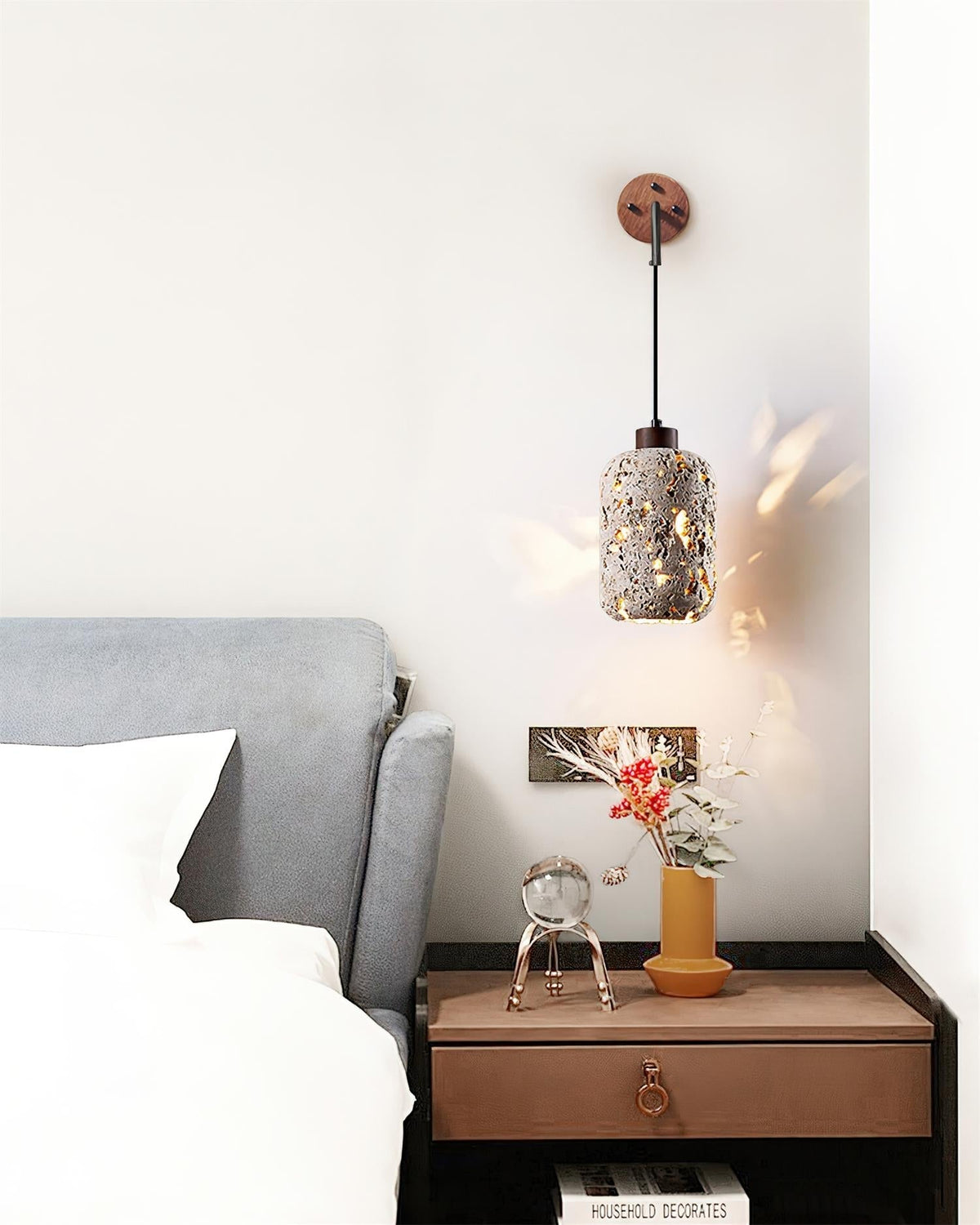 Phenil Wall Lamp