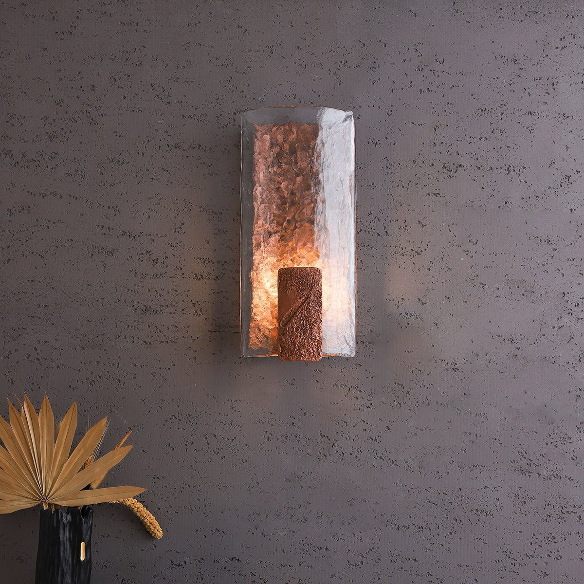 Renaiella Wall Lamp