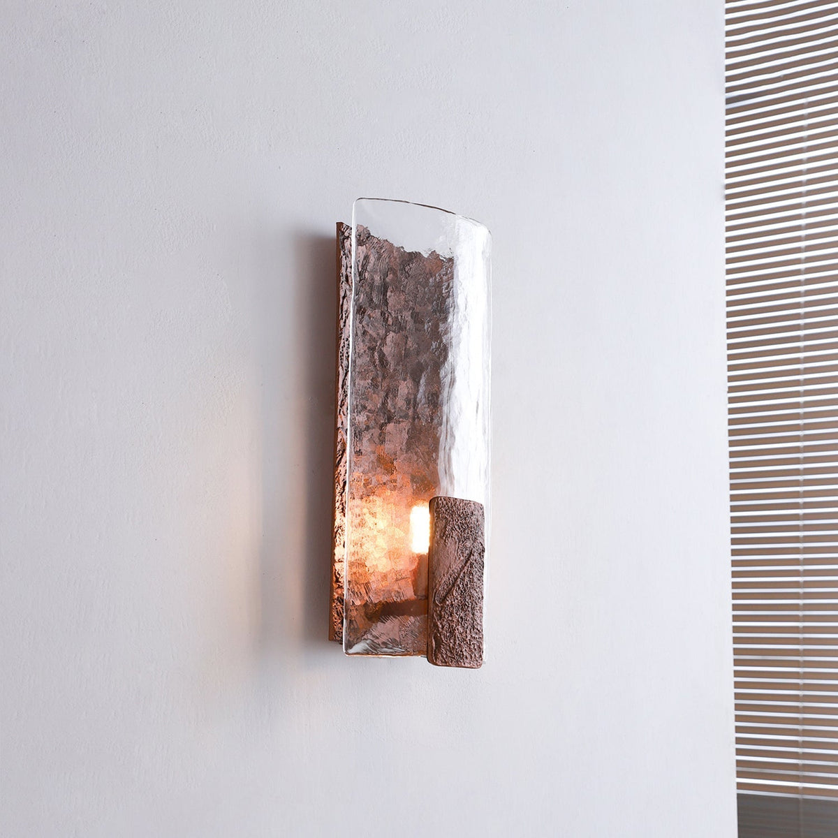 Renaiella Wall Lamp