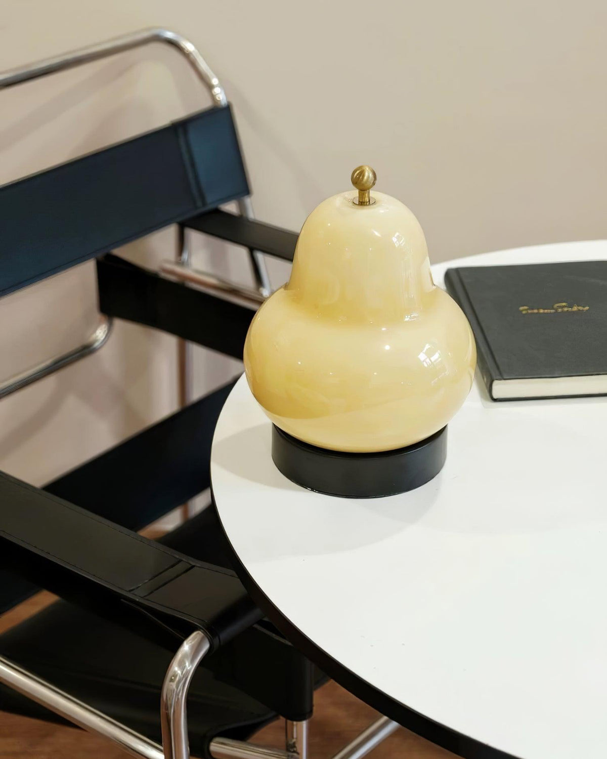 Rivoria Table Lamp (built-in battery)