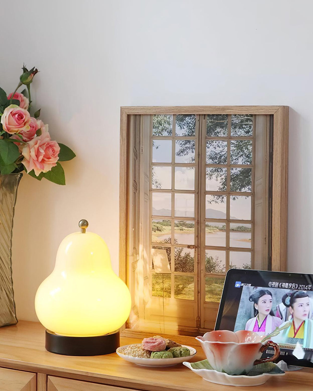Rivoria Table Lamp (built-in battery)