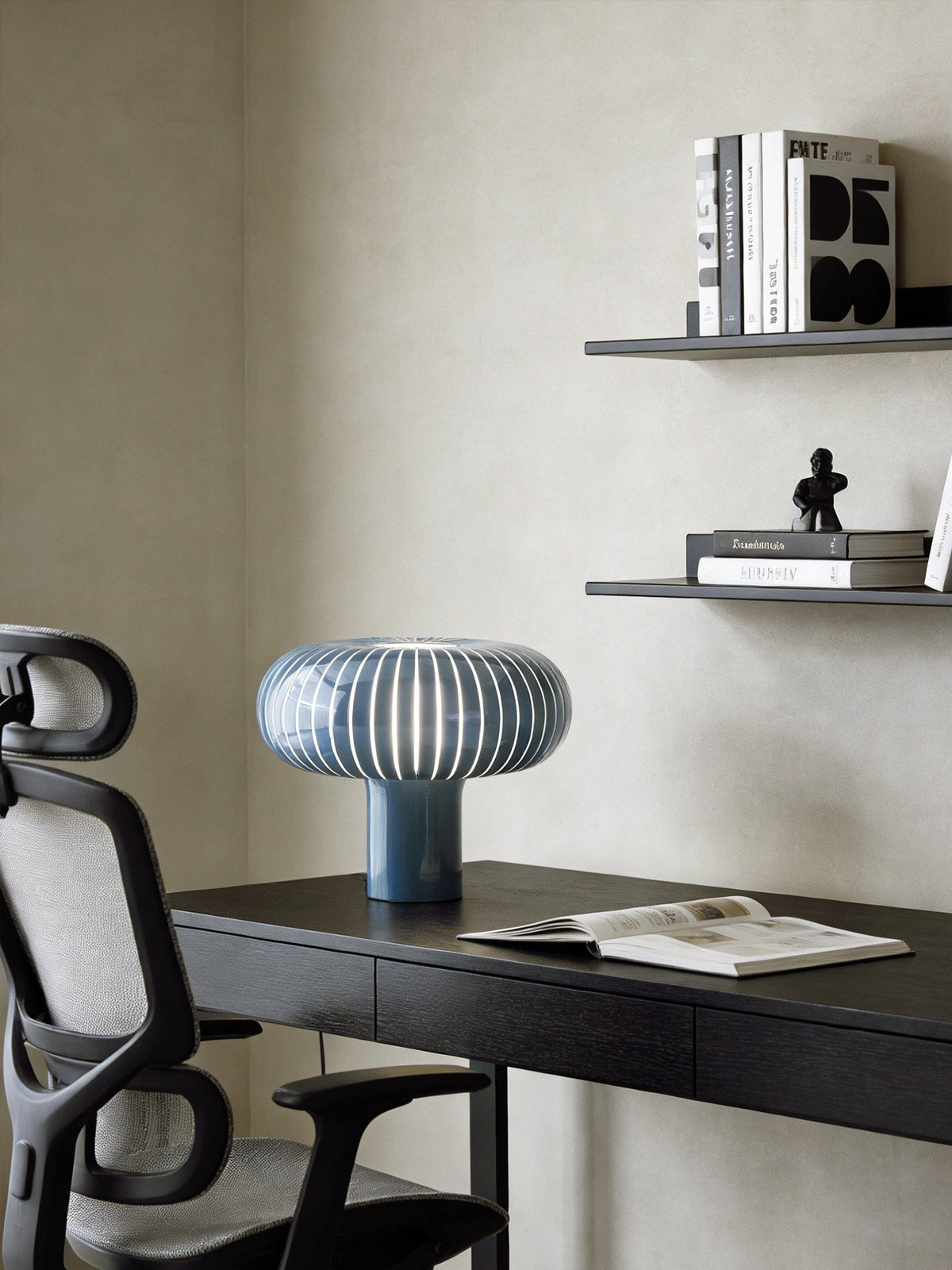 Selerella Table Lamp