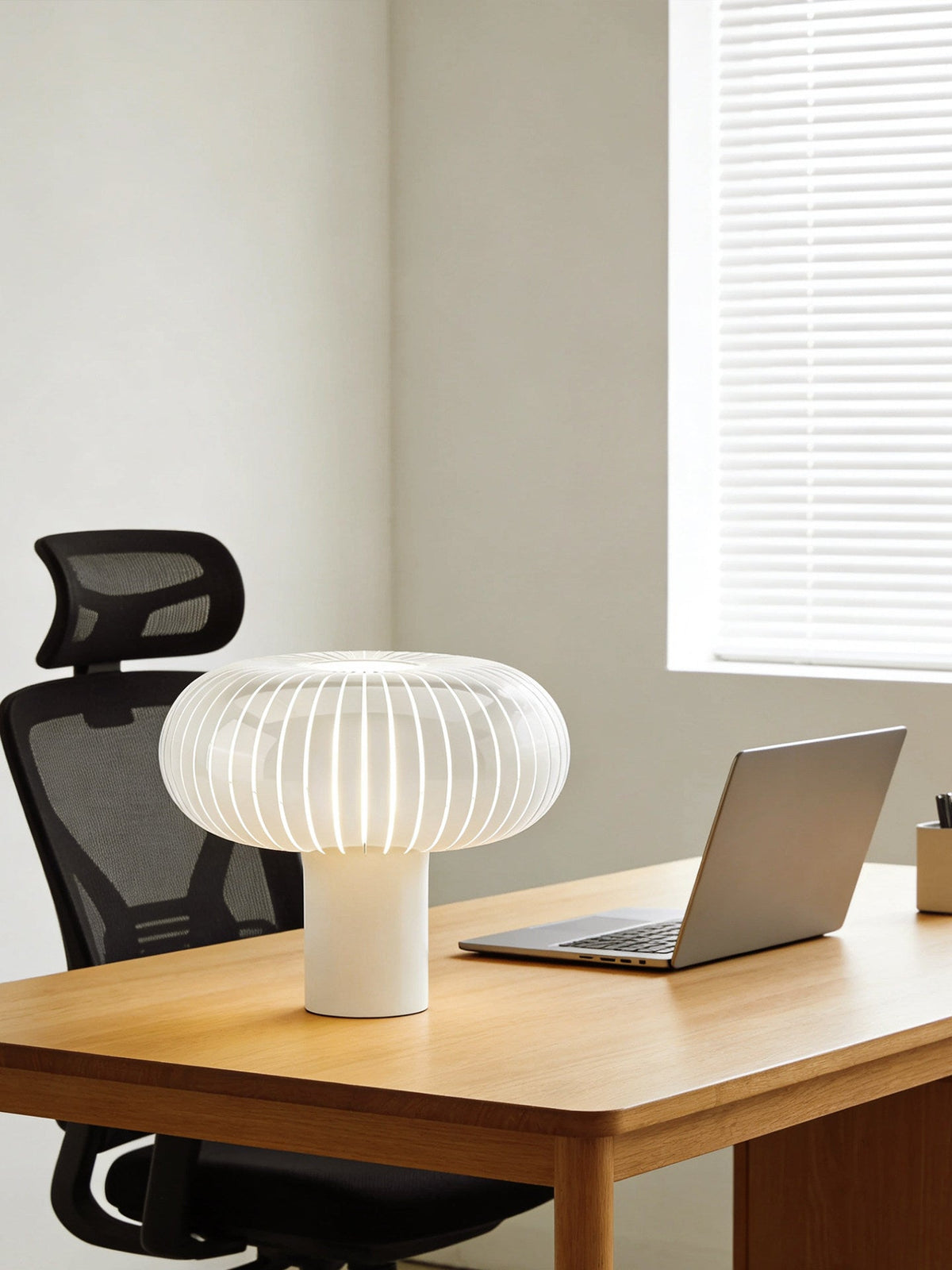 Selerella Table Lamp