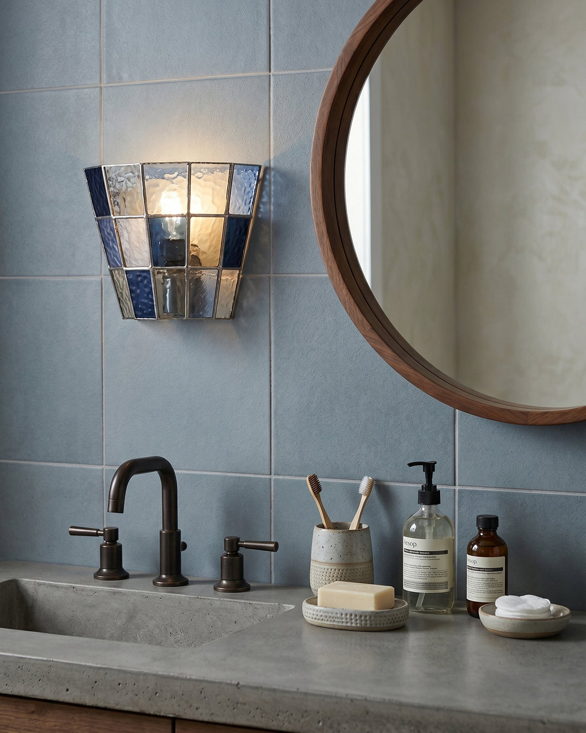 Saffrienne Glass Sconce