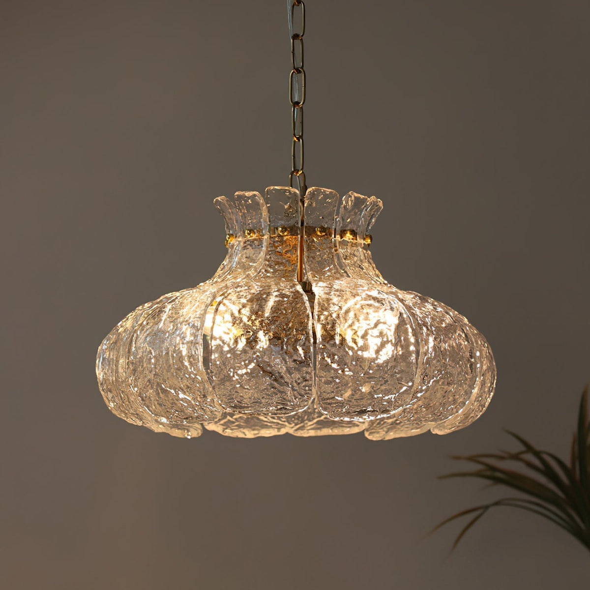 Barlas Ribbed Pendant Light
