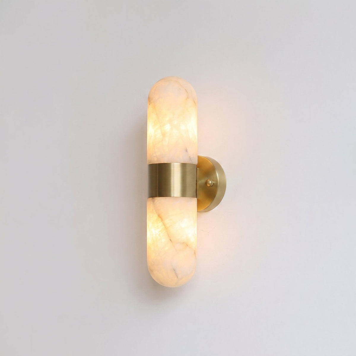 Lysandro Sconce