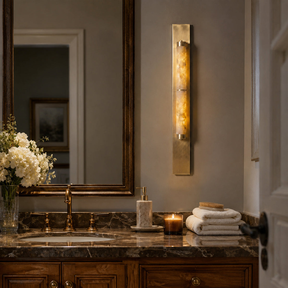 Haelan Wall Lamp