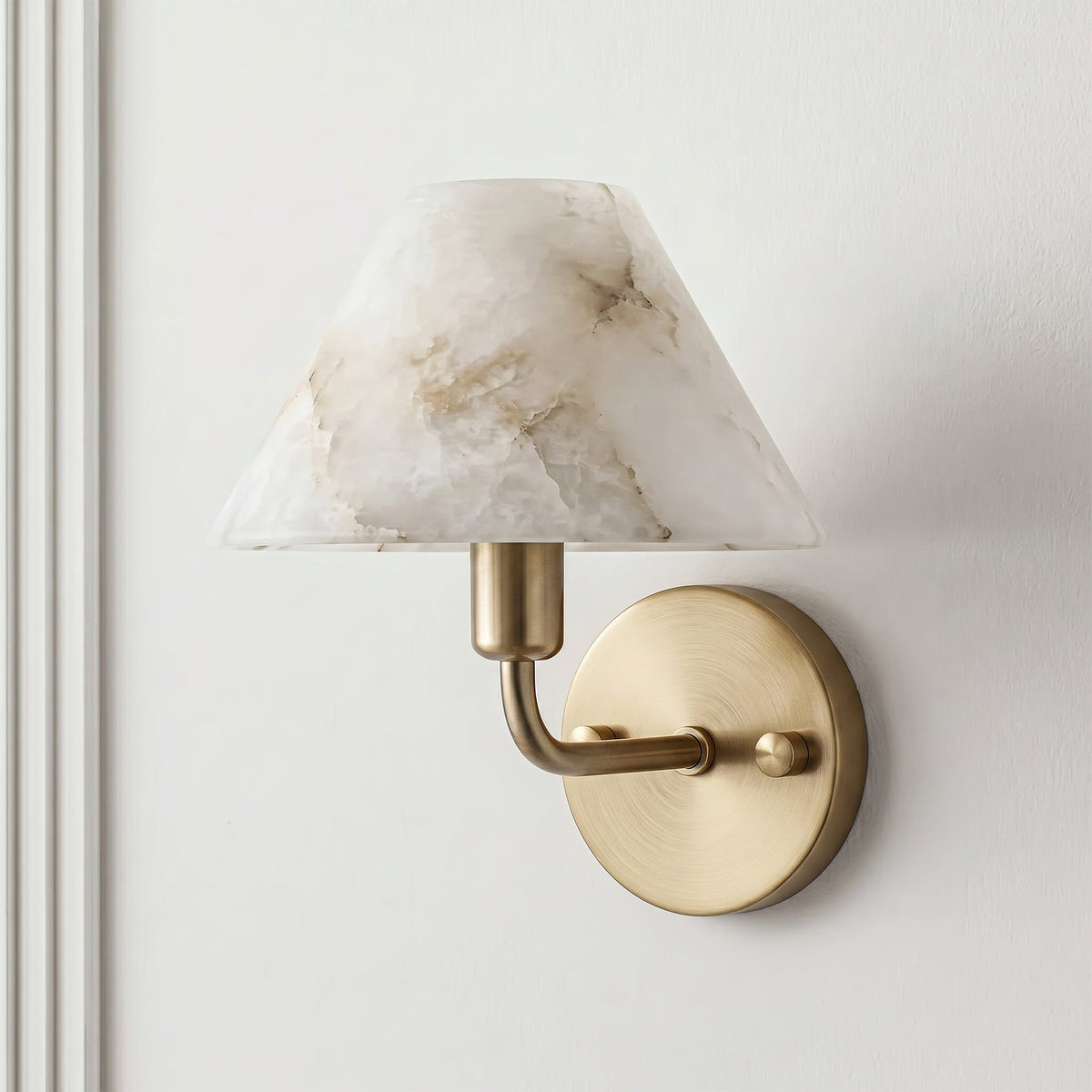 Terielenne Wall Lamp