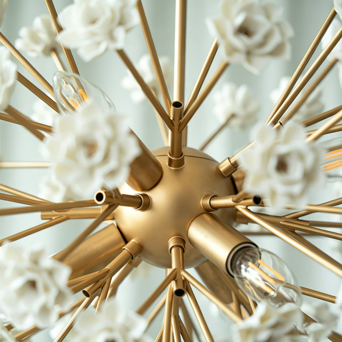 Rivalian Chandelier