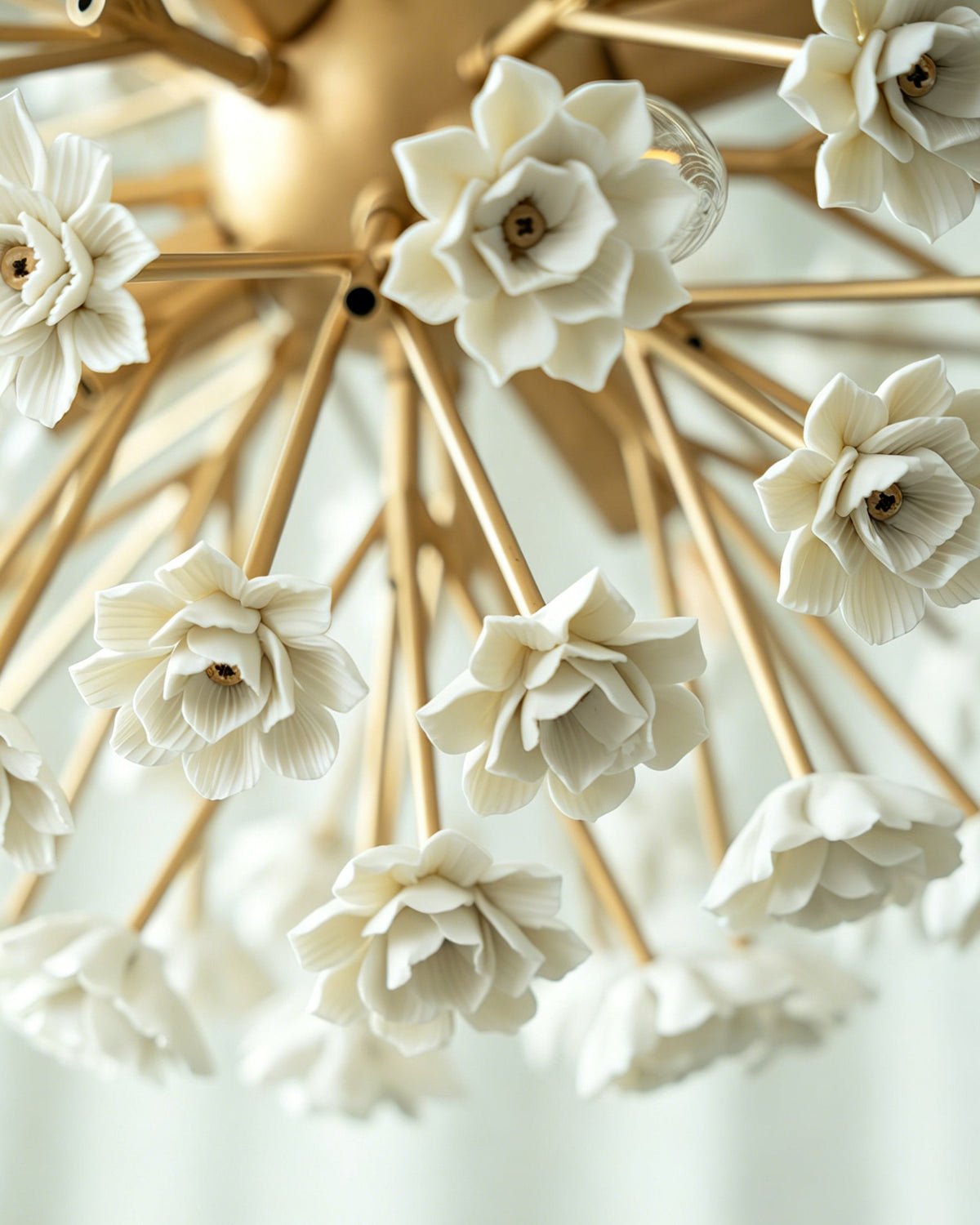 Rivalian Chandelier