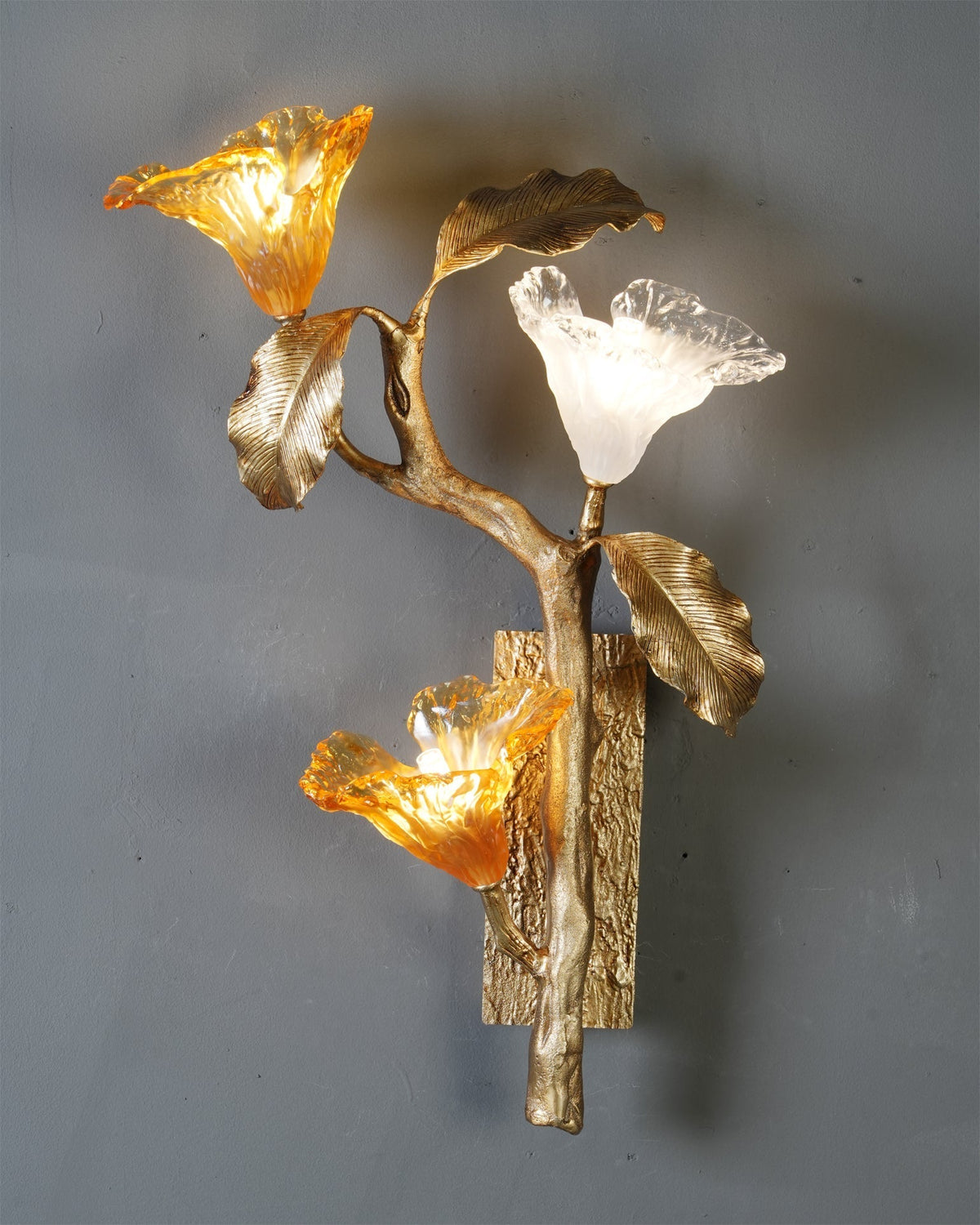 Orianaine Branch Brass Sconce