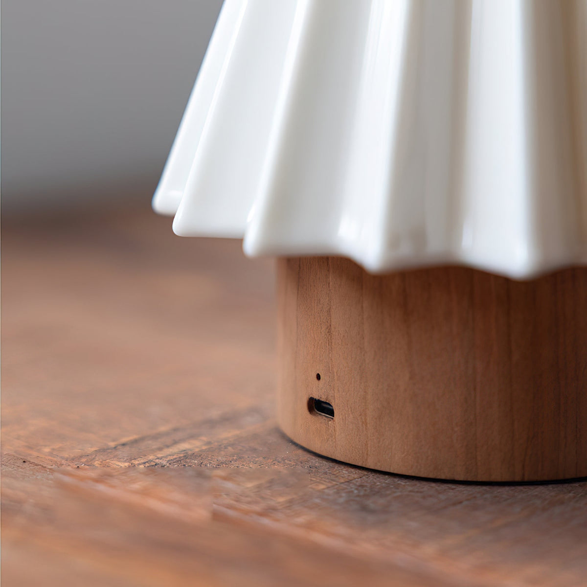 Melloria Table Lamp