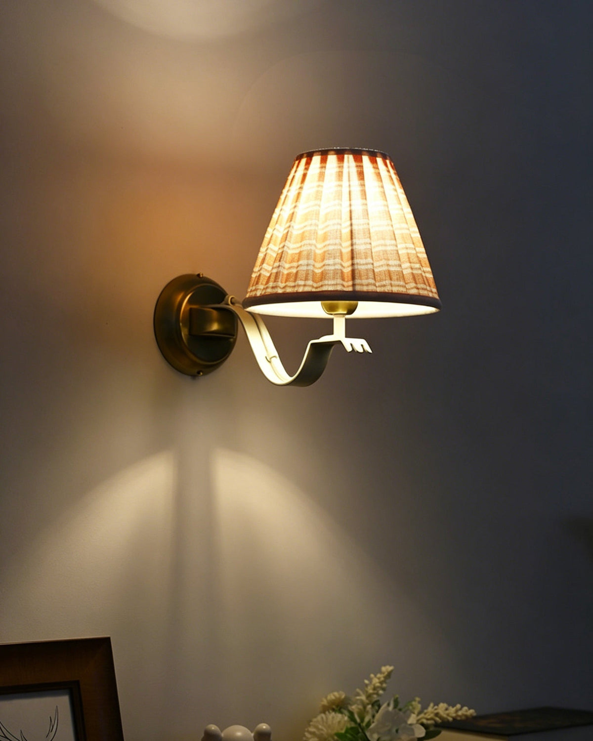 Terioraya Wall Sconce