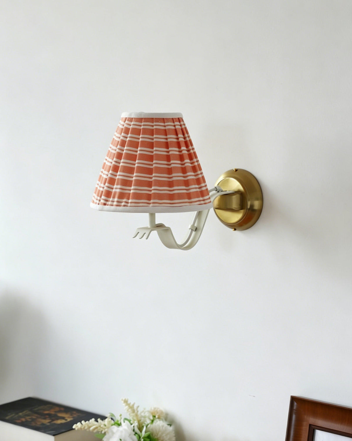 Terioraya Wall Sconce