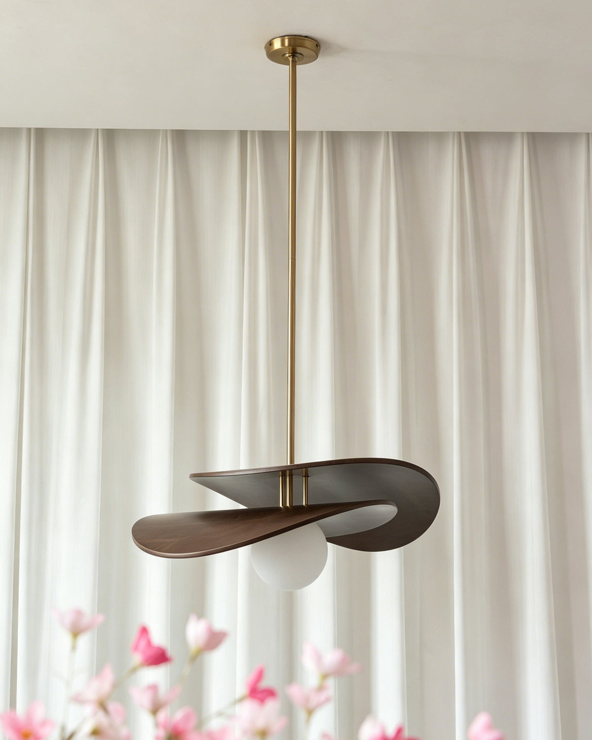 Avenenelia Vane Pendant Light