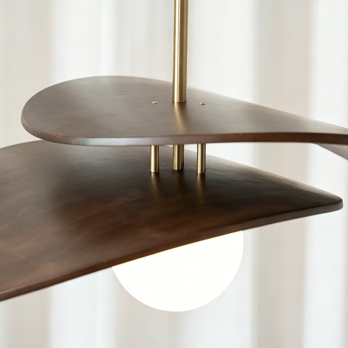 Avenenelia Vane Pendant Light