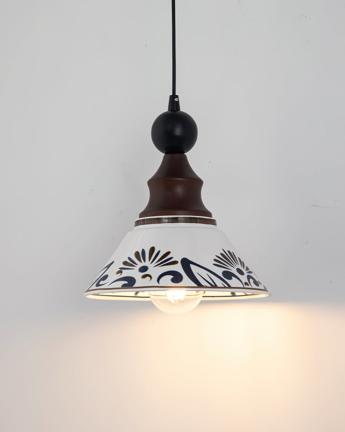 Avenaeria Garden Pendant Lamp