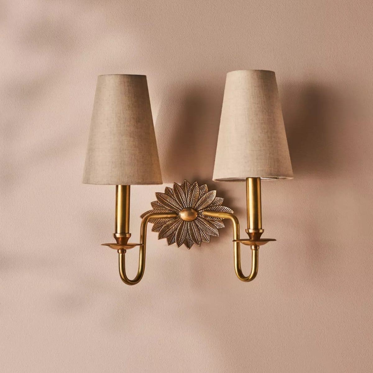 Sinumik Indoor Wall Lamp Floral Backplate Fabric