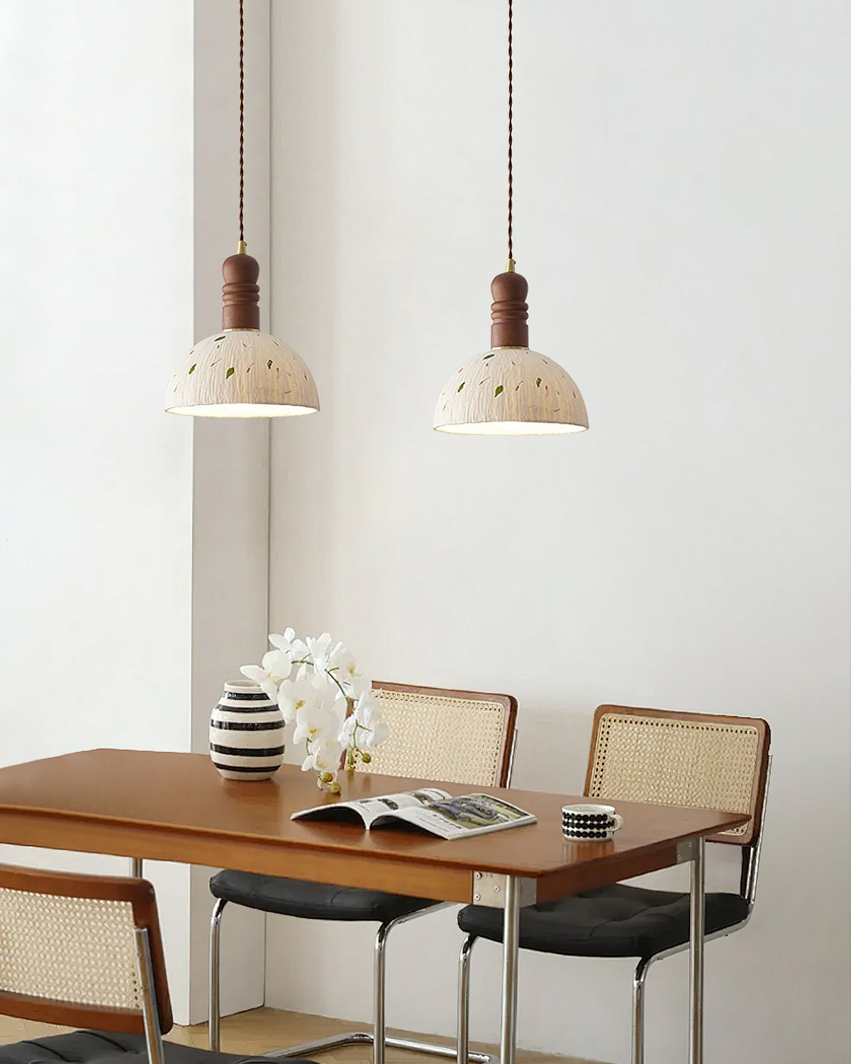 Veloiella Pendant Light