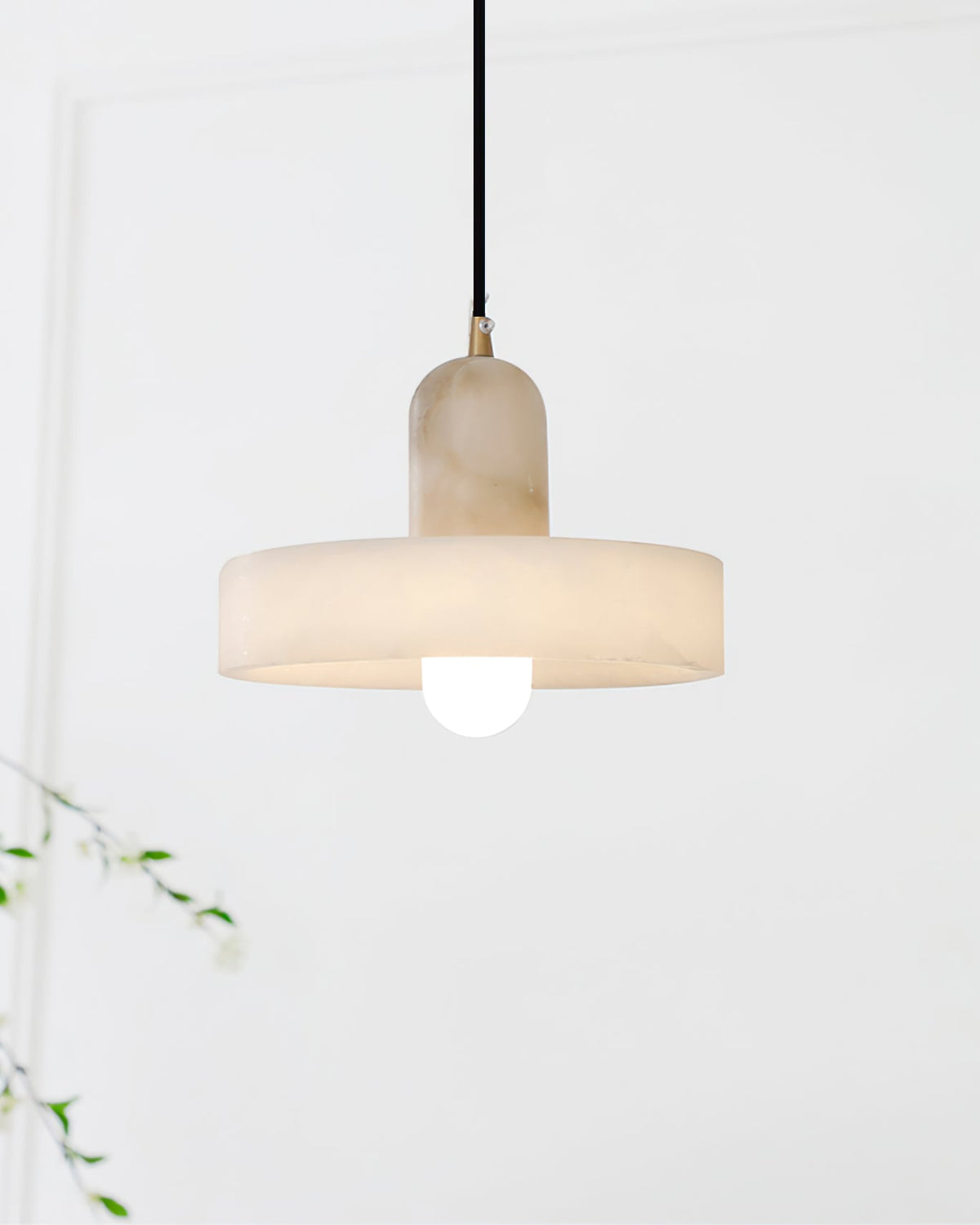 Avenorine Disc Orb Alabaster Pendant Light