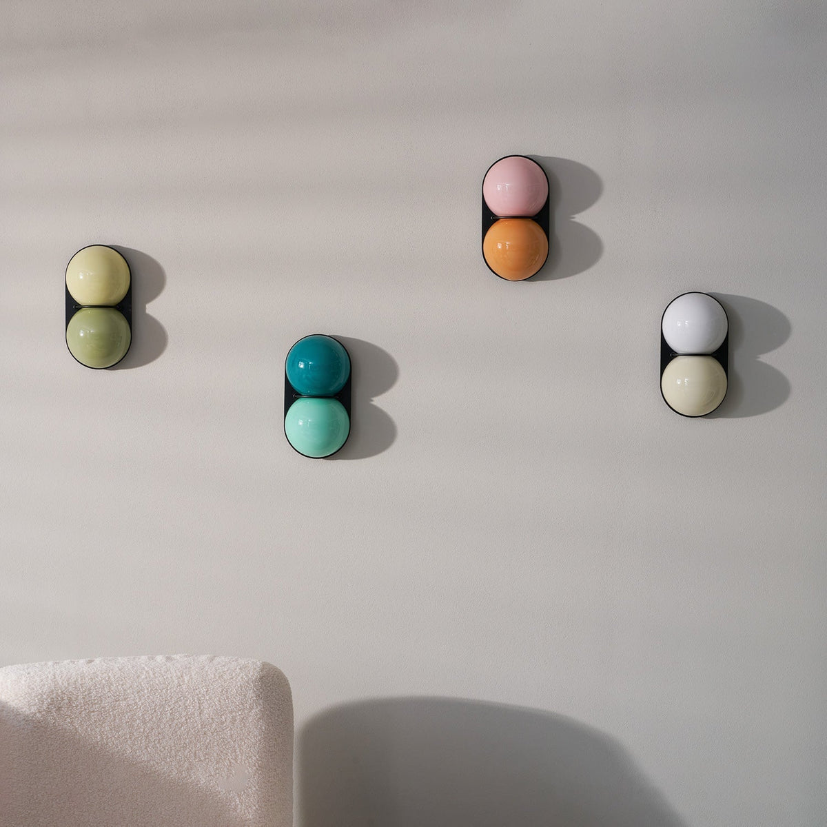 Veloira Wall Lamp