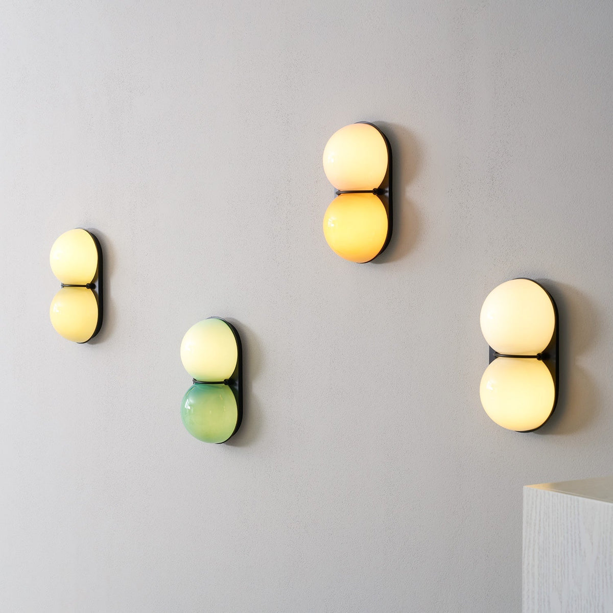 Veloira Wall Lamp