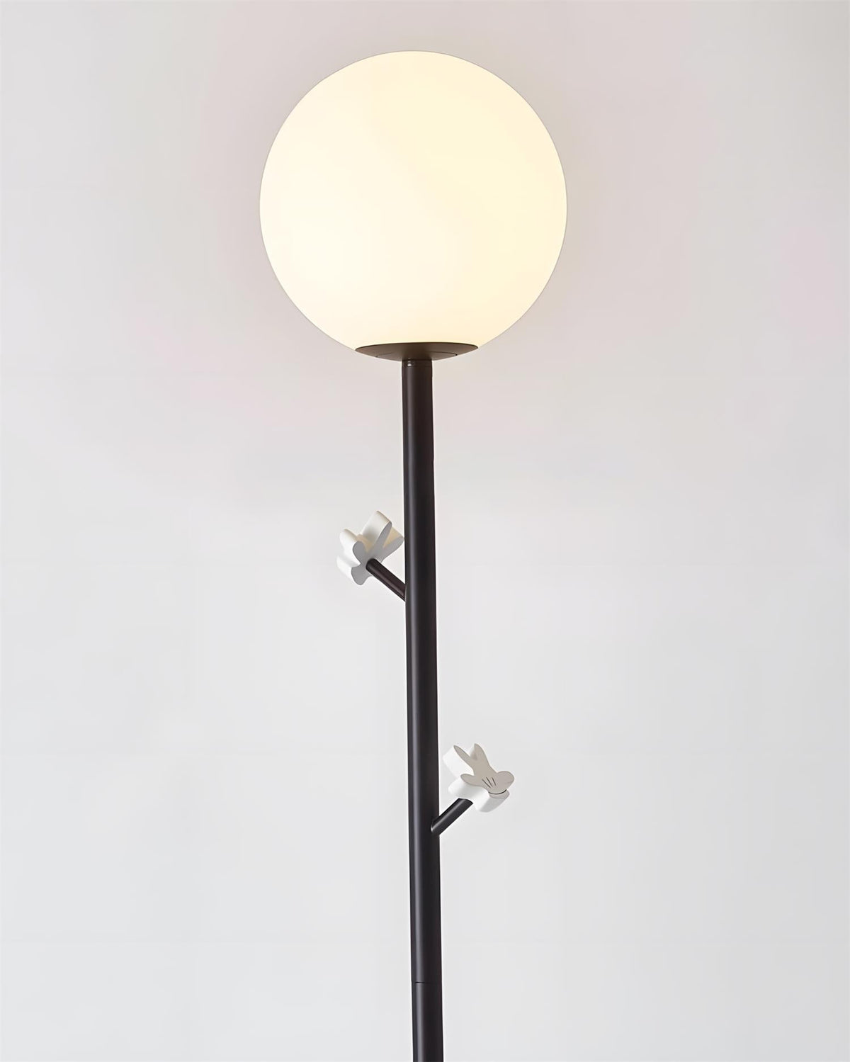 Teriiselia Floor Lamp