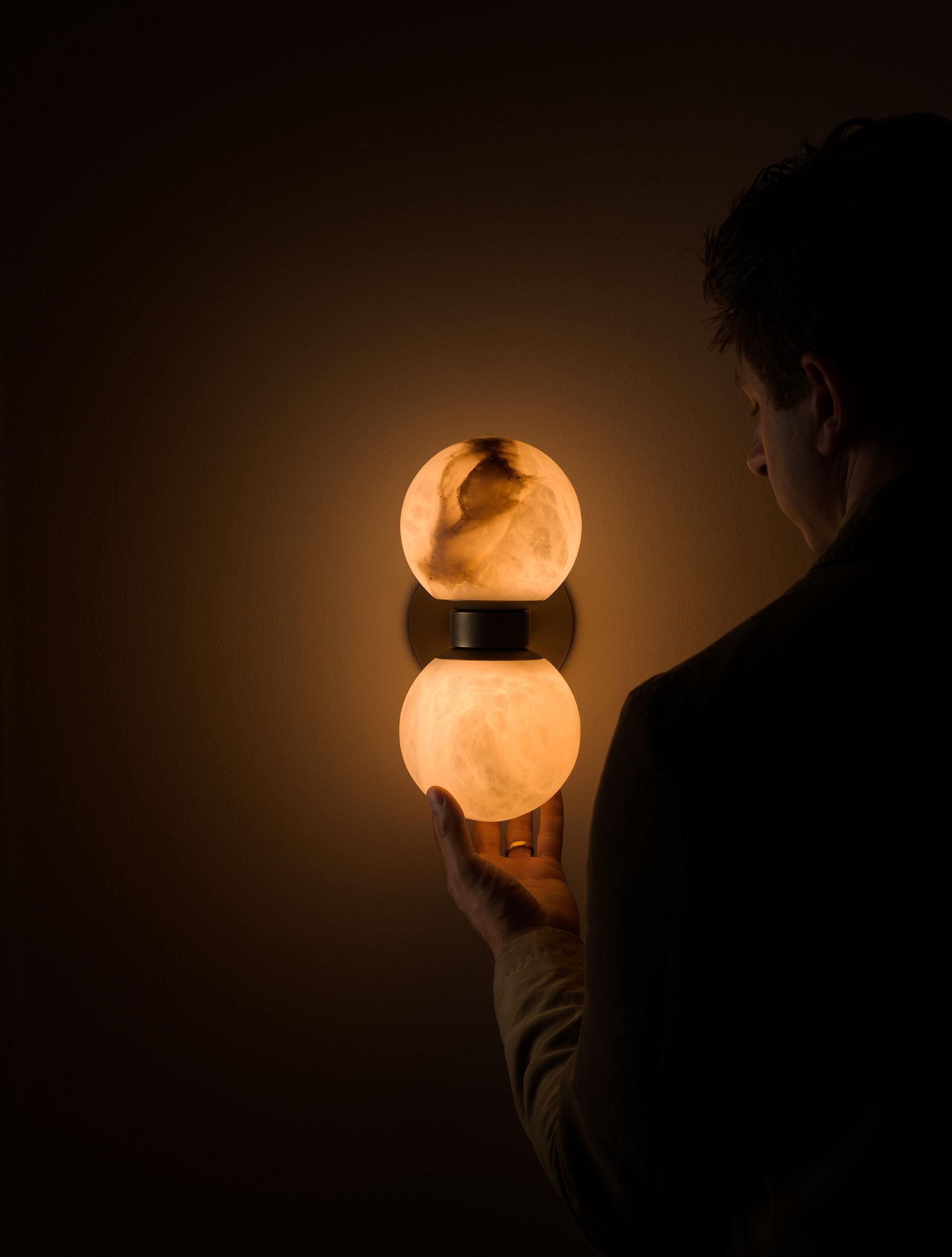 Lush Globe Alabaster Wall Lamp