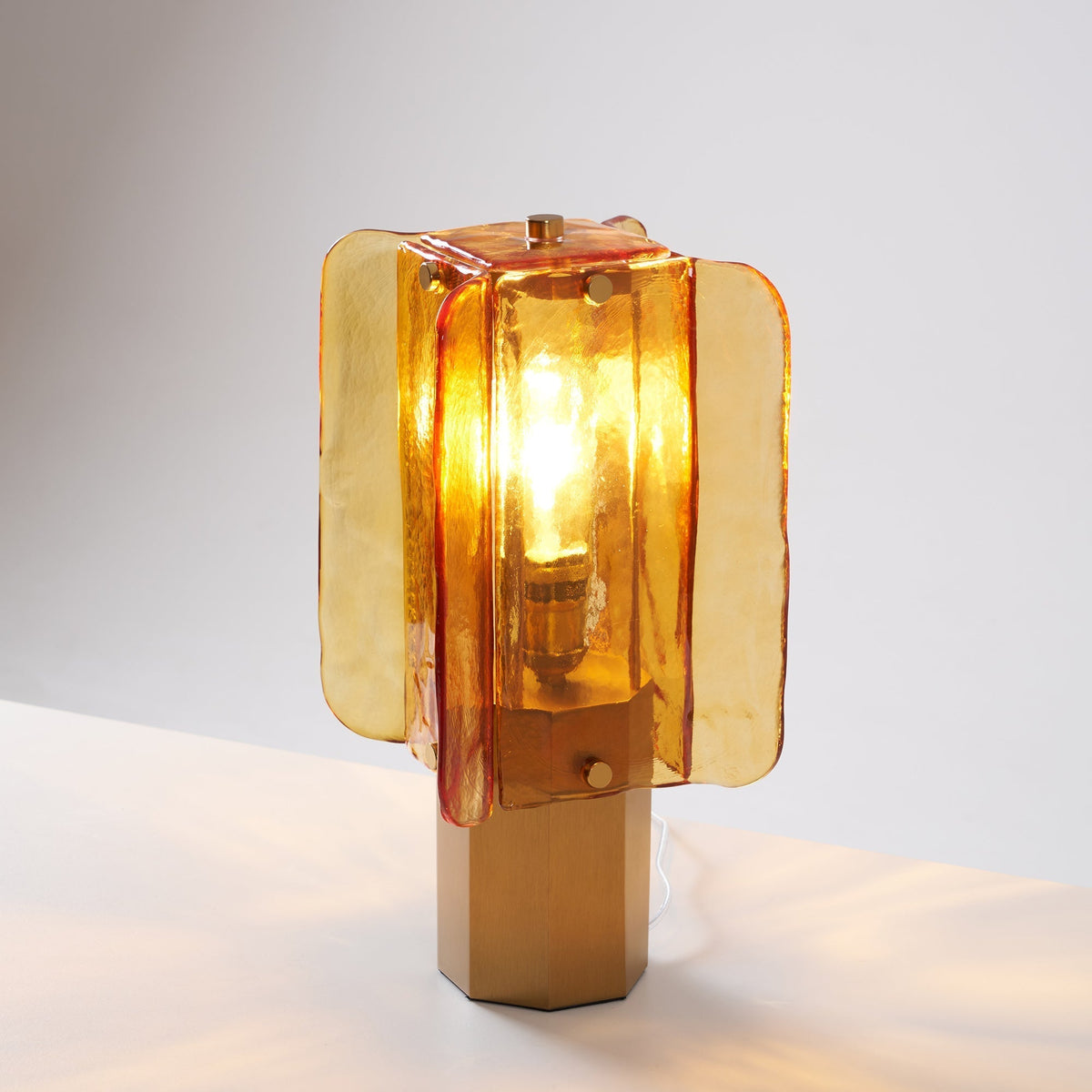 Yentix Glass Table Lamp