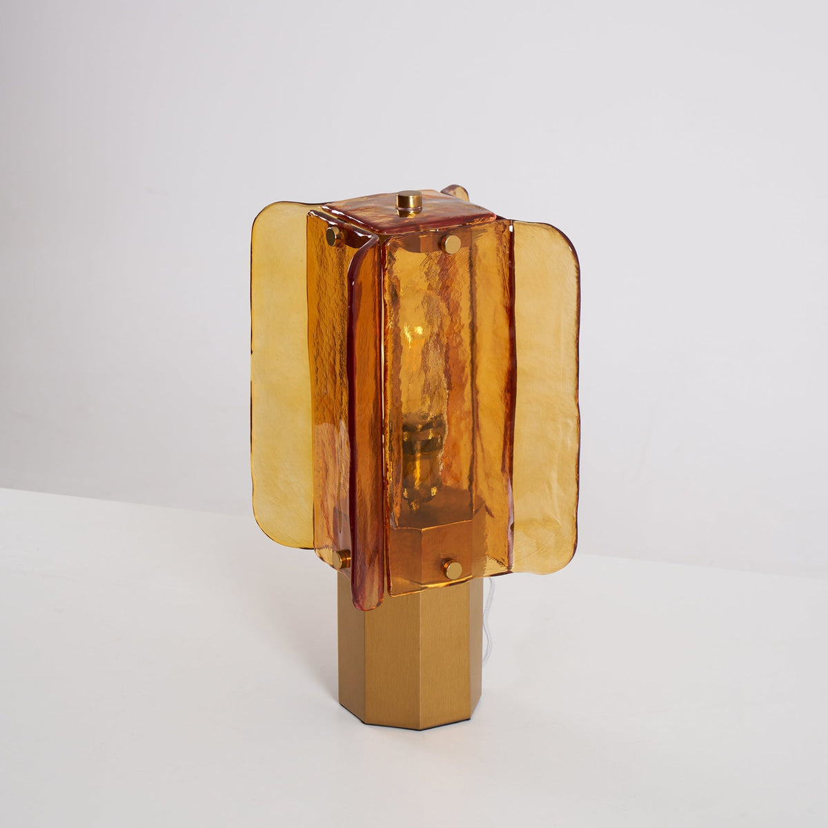 Yentix Glass Table Lamp