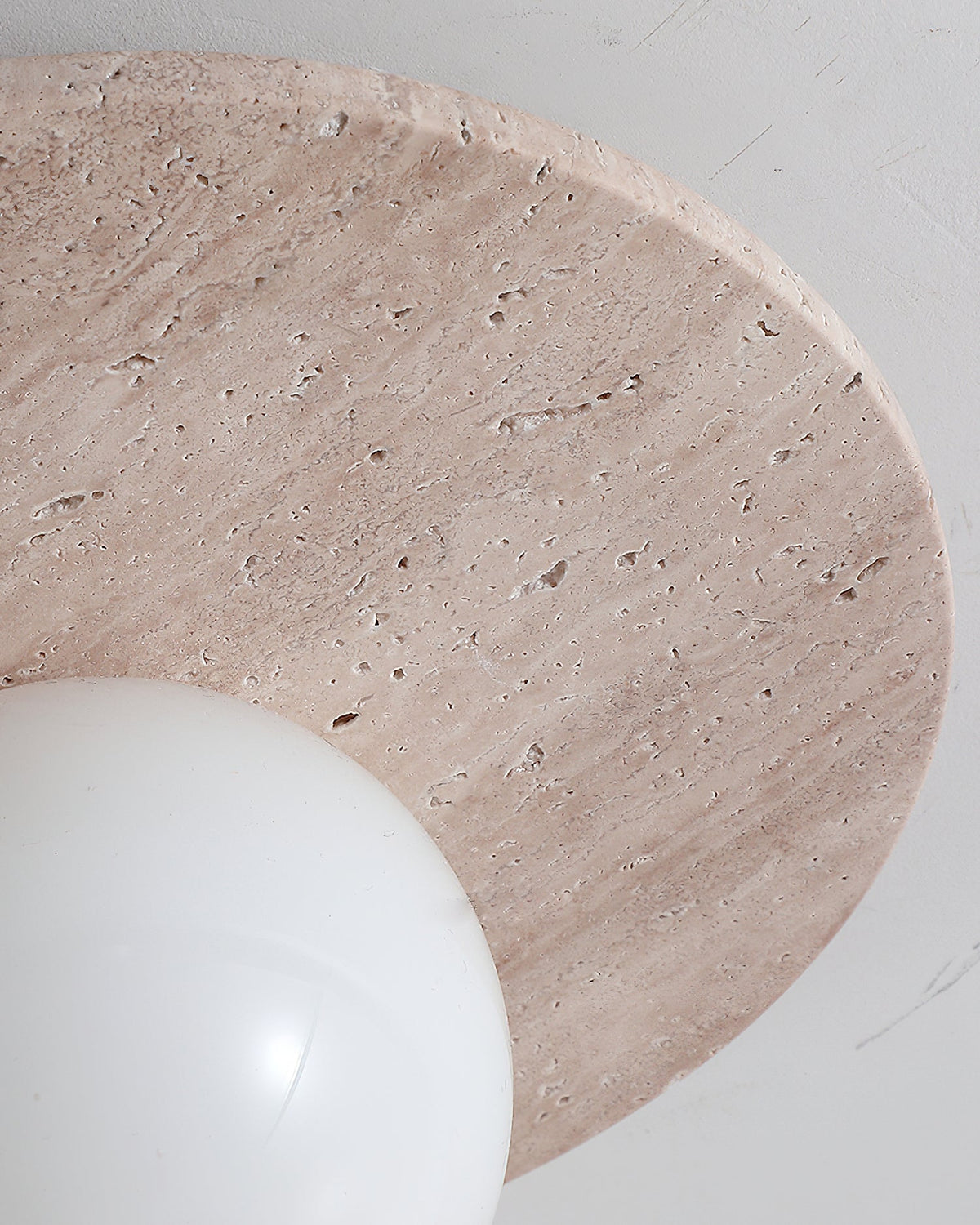 Ryvah Wall Lamp
