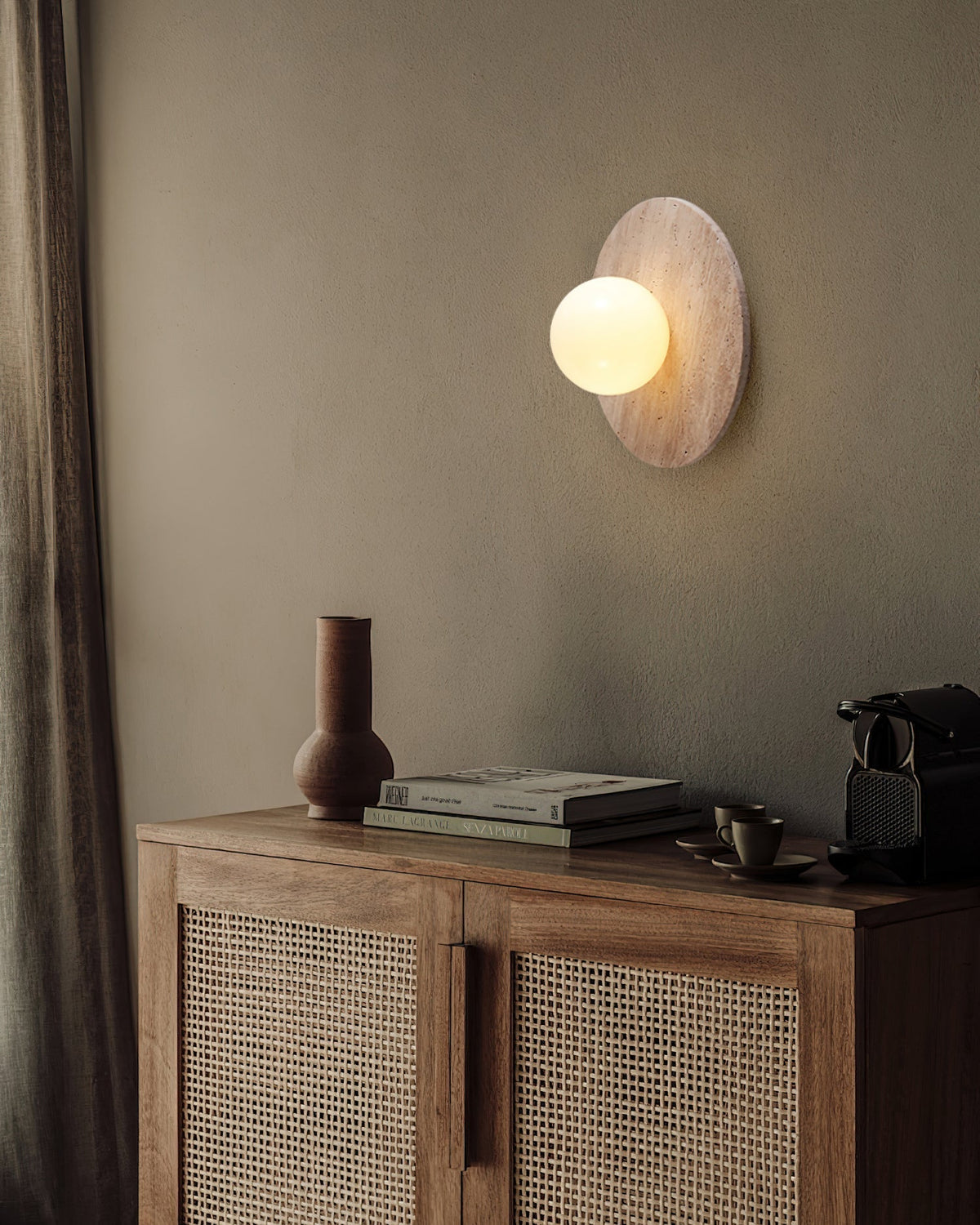 Ryvah Wall Lamp