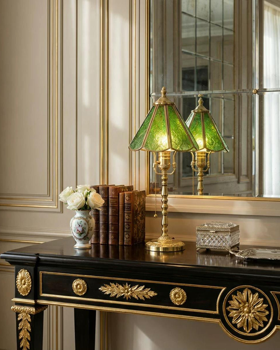 Elaivia Table Light