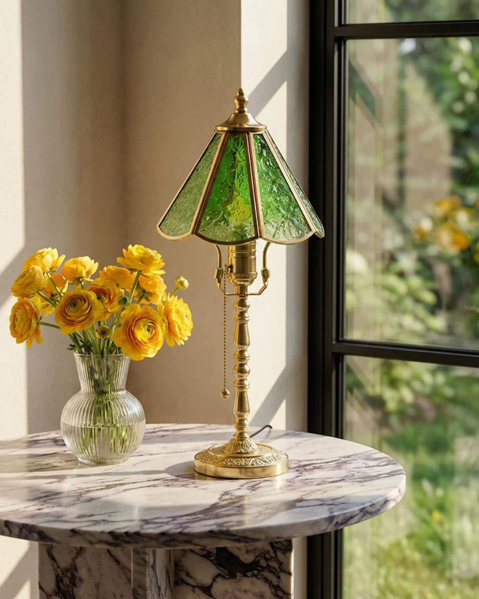 Elaivia Table Light