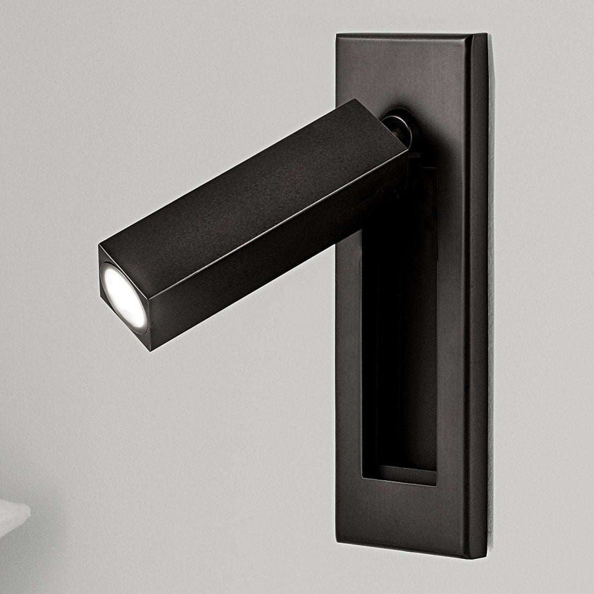 Ciranine Modern Wall Light
