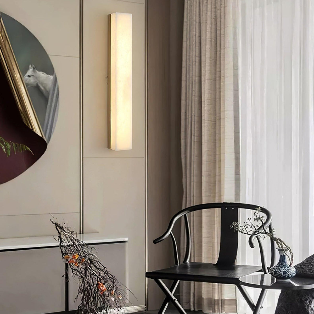 Menepuk Linear Brass Alabaster Wall Lamp